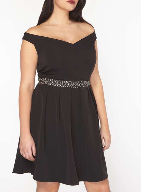 **Showcase Curve Black Embellished Prom Dress